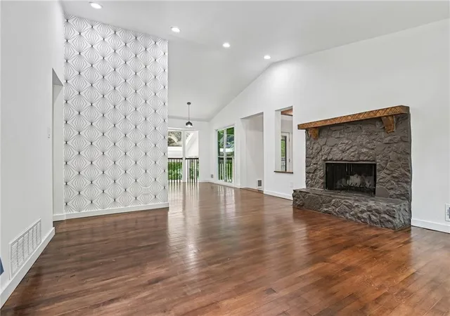 5th image of 2272 Vistamont Dr, Decatur, GA 30033 | MLS# 7790127