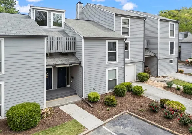 Photo 1 of Townhouse for sale at 1021 Riverbend Clb Dr Se, Atlanta, GA 30339 | MLS# 7845430 | Listing updated on 2026-10-28