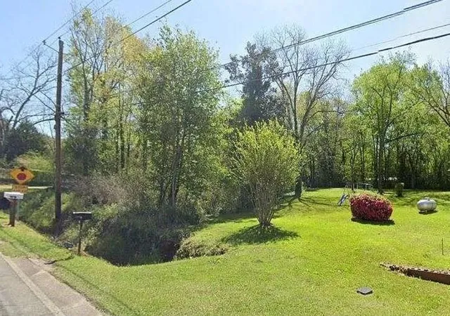 Homes for sale in Milledgeville, GA | 114 Se Coombs Avenue, Milledgeville, GA 31061 | MLS# 7799025