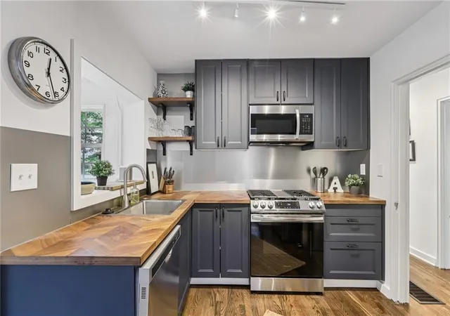 5th image of 2397 Greylock Pl, Decatur, GA 30030 | MLS# 7800433