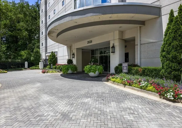 Homes for sale in Atlanta, GA | 2828 Peachtree Road, Atlanta, GA 30305 | Houzeo
