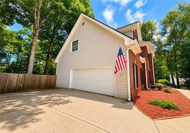 4th image of 1156 Maple Creek Rdg, Loganville, GA 30052 | MLS# 7793071