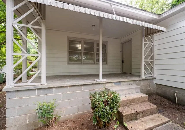 2nd image of 1790 Stanton Rd Sw, Atlanta, GA 30311 | MLS# 7733174