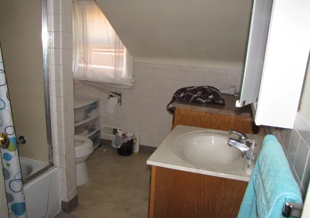 4th image of 1777 Summit St, Columbus, OH 43201 | MLS# 217011734