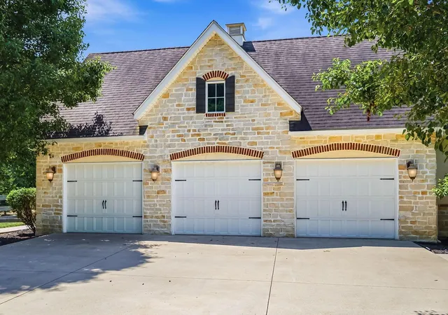 Homes for sale in Galena, OH | 10354 Gorsuch Rd, Galena, OH 43021 | MLS# 226022595