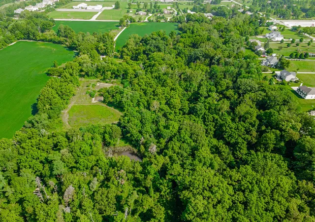 Photo 3 of Sale Pending at 6725 Blacklick Eastern Rd Nw, Pickerington, OH 43147 | MLS# 223028603 | Listing updated on 2026-01-07