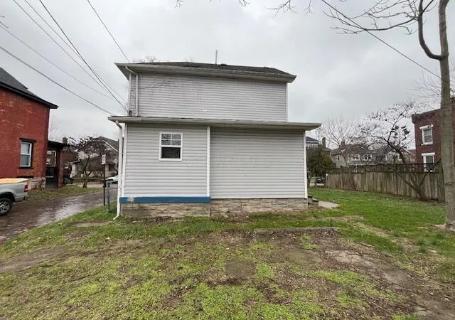 Photo 4 of Single family home for sale at 377 Berkeley Rd, Columbus, OH 43205 | MLS# 224001408 | Listing updated on 2026-07-29