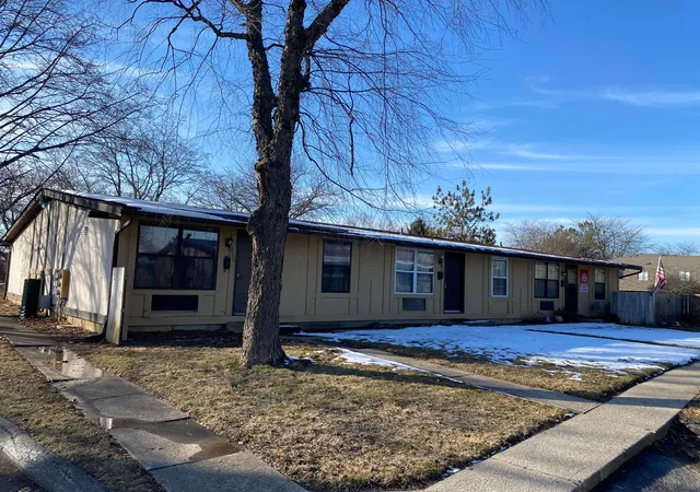 3rd image of 2294 Teakwood Dr, Columbus, OH 43229 | MLS# 224004695