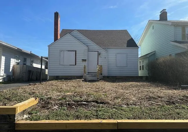 Photo 1 of Single family home for sale at 162 S Roys Ave, Columbus, OH 43204 | MLS# 224009171 | Listing updated on 2026-10-07