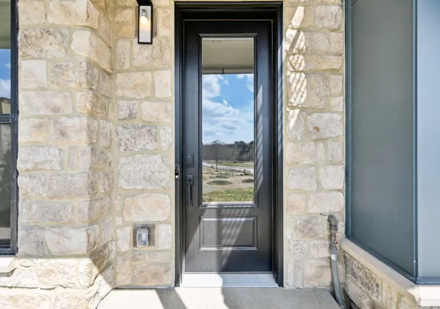 1st image of 2252 Quarry Trails Dr, Columbus, OH 43228 | MLS# 224024490