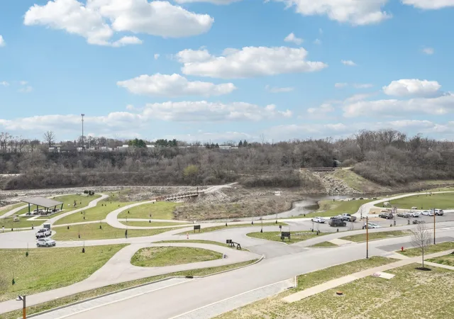 28th image of 2252 Quarry Trails Dr, Columbus, OH 43228 | MLS# 224024490