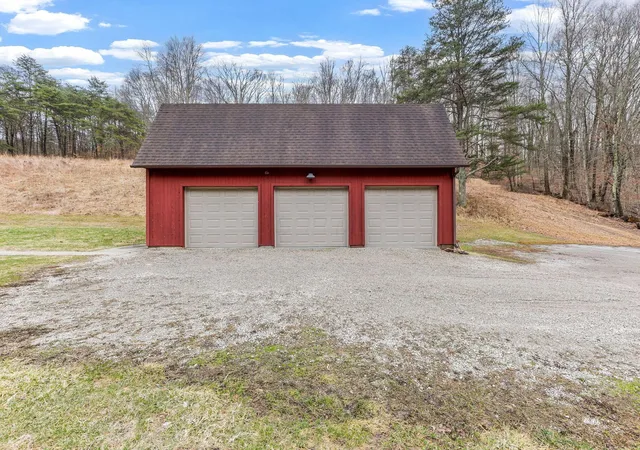 Photo 116 of Single family home for sale at 35041 Hunter Rd, Logan, OH 43138 | MLS# 224024622 | Listing updated on 2026-07-29