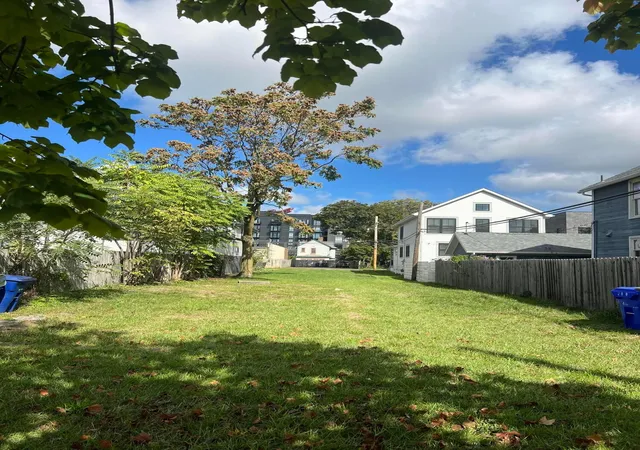 1st image of 276 E 4th Ave, Columbus, OH 43201 | MLS# 224034339
