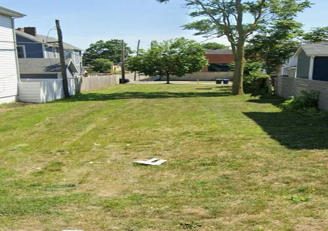 2nd image of 276 E 4th Ave, Columbus, OH 43201 | MLS# 224034339
