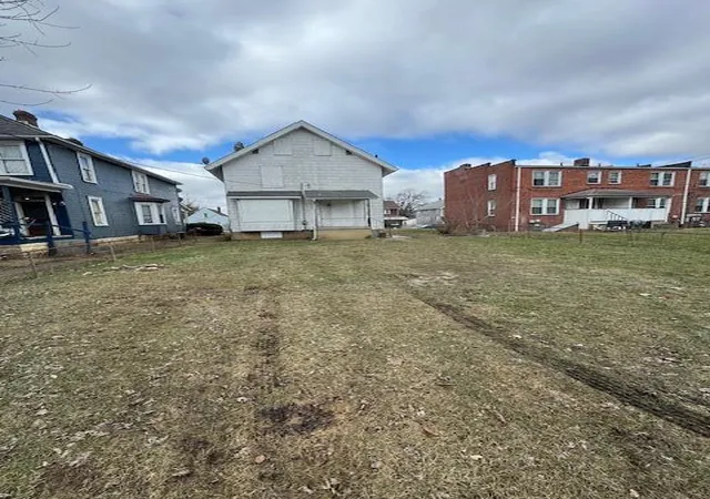 Photo 1 of Single family home for sale at 200 Dana Ave, Columbus, OH 43223 | MLS# 225004433 | Listing updated on 2026-07-29