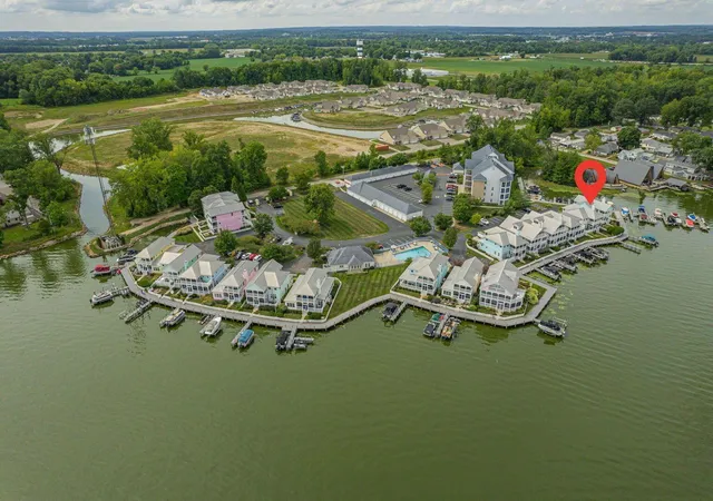 Photo 2 of Condominium at 4455 Hunts Landing Rd #9, Hebron, OH 43025 | MLS# 225006765 |  | Sold on 2025-06-12