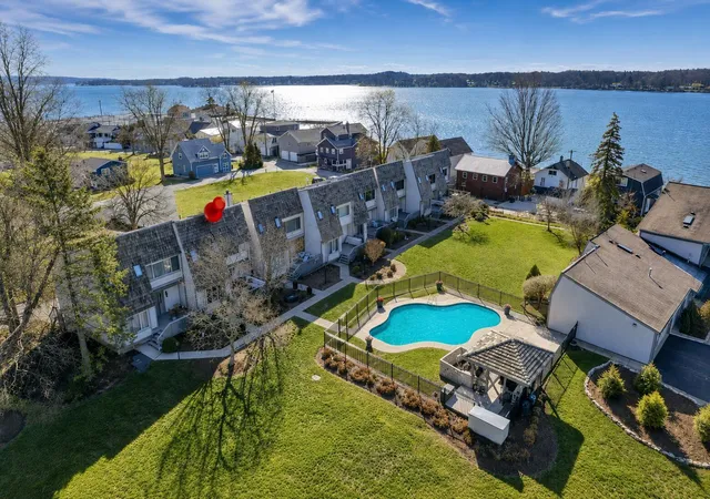 Photo 1 of Condo for sale at 4945 Walnut Rd #7, Buckeye Lake, OH 43008 | MLS# 225008225 | Listing updated on 2026-09-14