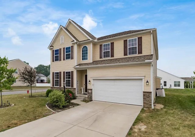 2nd image of 178 Old Bay Dr, Pataskala, OH 43062 | MLS# 226015352