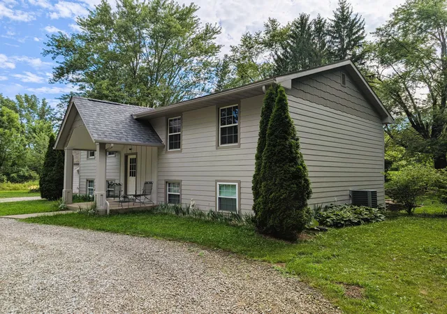Photo 3 of Single family home for sale at 12345 Cherry Ln, Millersport, OH 43046 | MLS# 225024885 | Listing updated on 2026-09-06