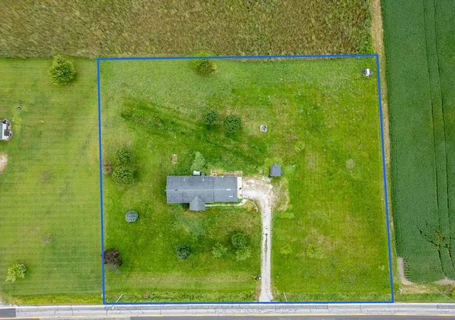 Photo 3 of Single family home for sale at 12345 State Route 38 Ne, Bloomingburg, OH 43106 | MLS# 225032253 | Listing updated on 2026-09-25