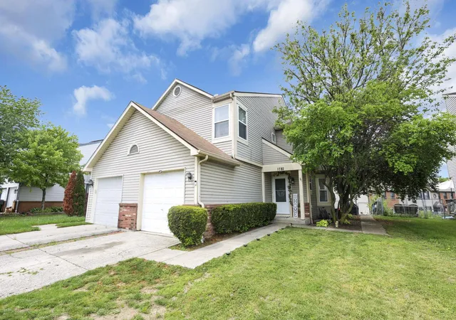 Single family home for sale at 1782 Rock Crk Dr, Grove City, OH 43123 | MLS# 225017051 | Listing updated on 2025-05-29