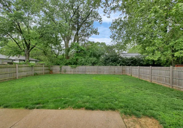 Photo 23 of Single family home for sale at 945 Francis Ave, Columbus, OH 43209 | MLS# 225017755 | Listing updated on 2026-08-25