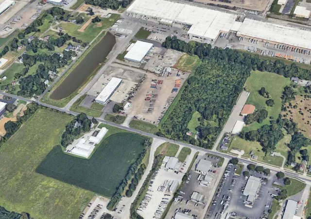 1st image of 0 E Williams Rd, Columbus, OH 43207 | MLS# 225019450