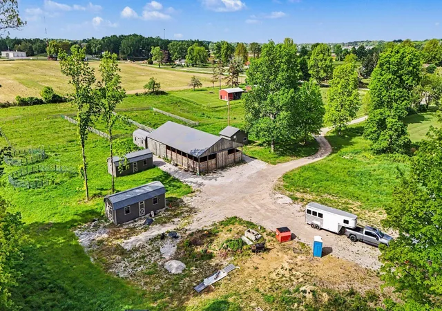 3rd image of 3589 Outville Rd Sw, Granville, OH 43023 | MLS# 226014849