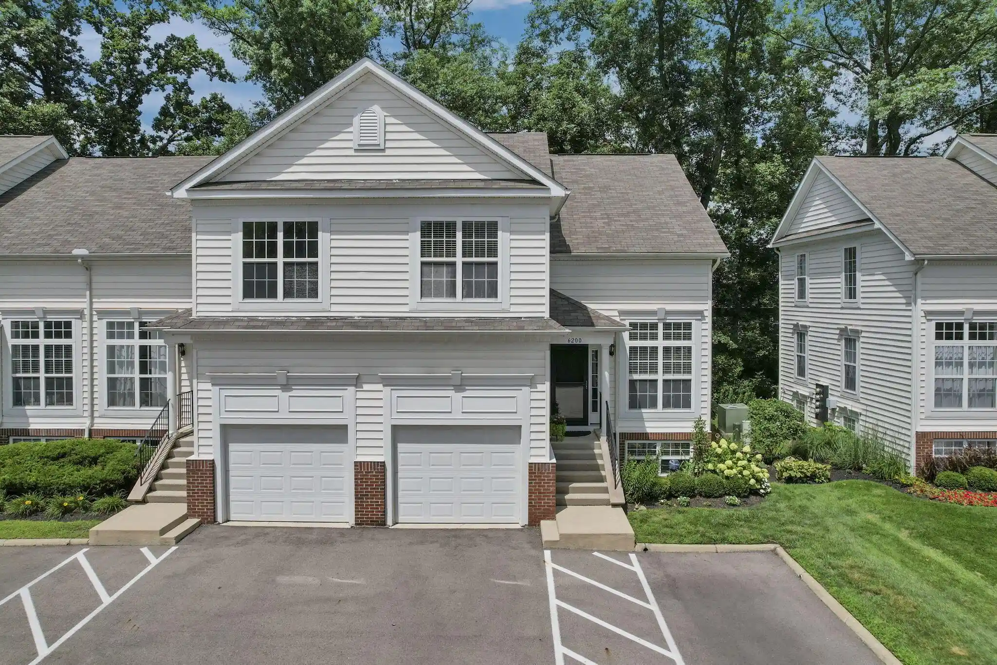 Listing Photo 1 - Condo for sale in 6200 Joes Hopper Rd located at 6200 Joes Hopper Rd, Columbus, OH 43230 - Unit 6200 Joes Hopper Rd
