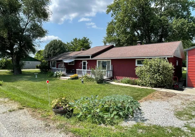 Homes for sale in Lockbourne, OH | 2864 W Old Duvall Ct, Lockbourne, OH 43137 | MLS# 225029432