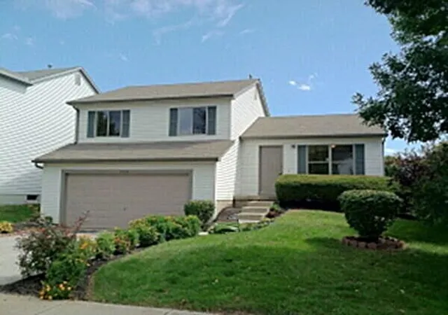 Homes for sale in Columbus, OH | 2730 Raphael Dr, Columbus, OH 43232 | MLS# 225033958