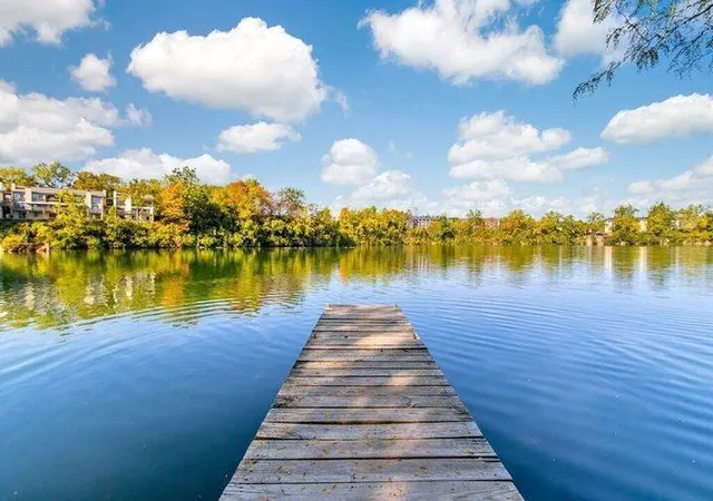 2nd image of 1214 Lake Shore Dr, Columbus, OH 43204