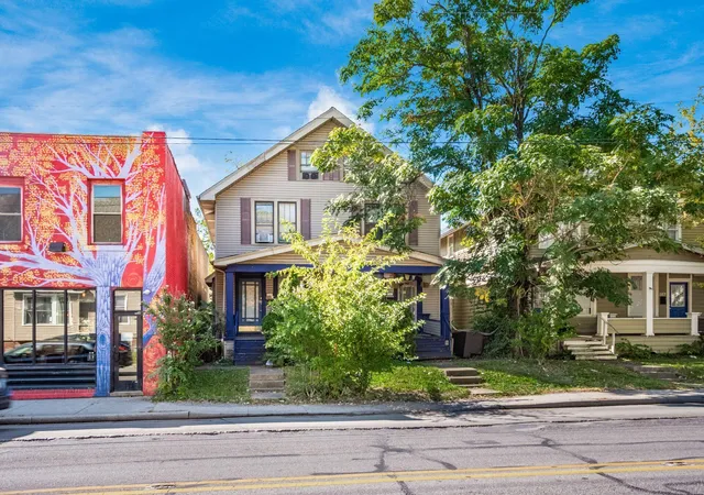 Homes for sale in Columbus, OH | 363 E Hudson St, Columbus, OH 43202