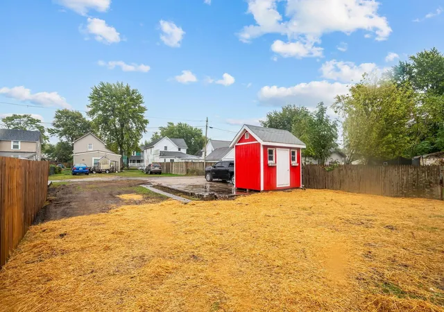 Photo 3 of Single family home for sale at 250 N Grand Ave, Marion, OH 43302 | MLS# 225038189 | Listing updated on 2026-07-30