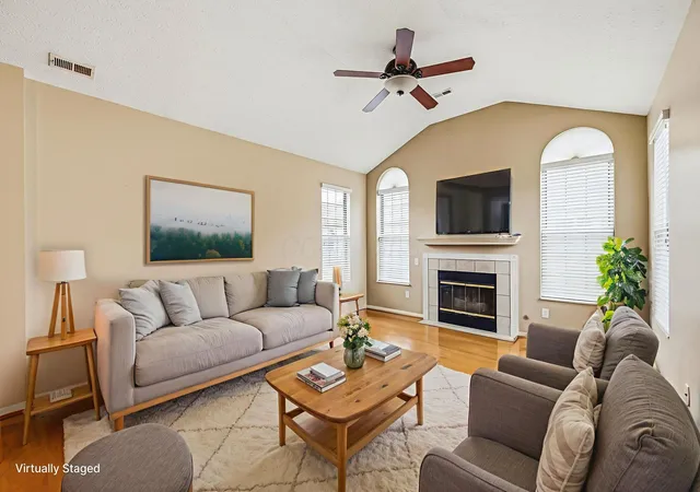4th image of 3697 Stoneway Pt, Powell, OH 43065 | MLS# 225040121