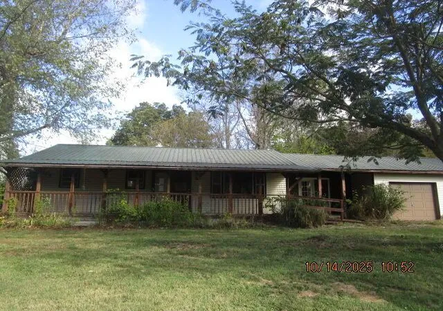 3rd image of 950 Federal Rd, Little Hocking, OH 45742 | MLS# 225039643