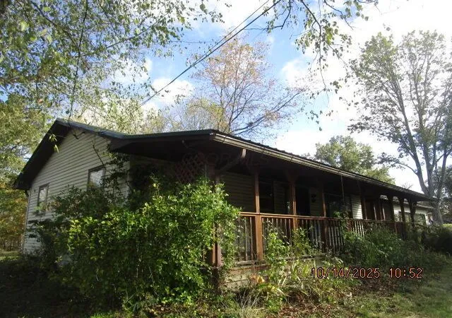 5th image of 950 Federal Rd, Little Hocking, OH 45742 | MLS# 225039643