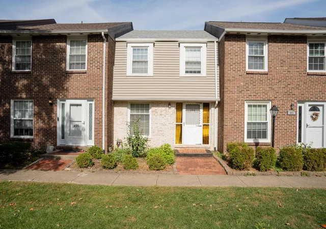 Homes for sale in Columbus, OH | 494 Pamlico St #T6, Columbus, OH 43228 | MLS# 225039848