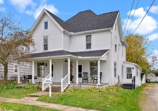 Homes for sale in Mansfield, OH | 48 Grange St, Mansfield, OH 44904 | MLS# 225040563
