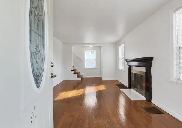 5th image of 1938 Myrtle Ave, Columbus, OH 43211 | MLS# 225041967