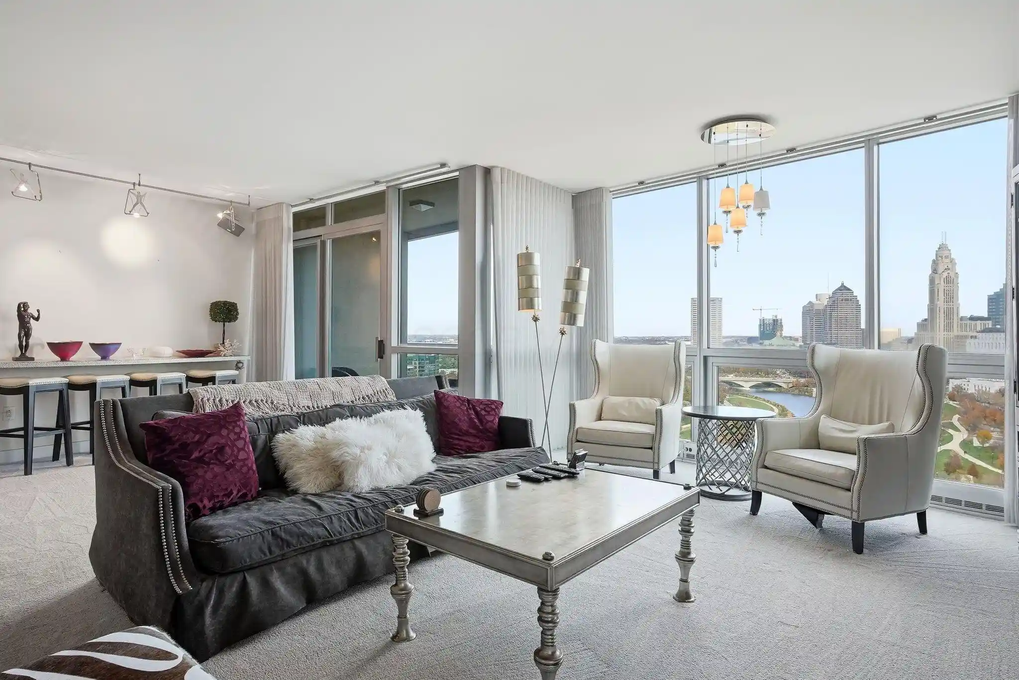 Listing Photo 1 - Condo for sale in 1 Miranova Pl located at 1 Miranova Pl, Columbus, OH 43215 - Unit #2030