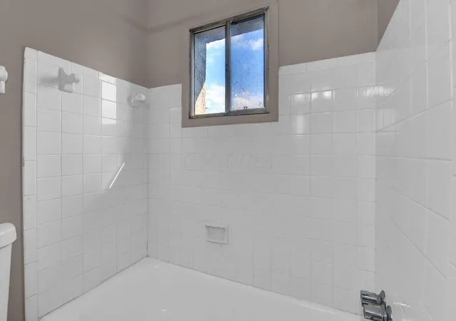 Listing Photo 2 - Condo for sale in building located at 160 N Sylvan Ave, Columbus, OH 43204
