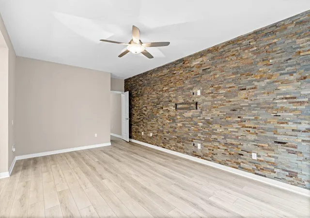 5th image of 251 Daniel Burnham Sq, Columbus, OH 43215