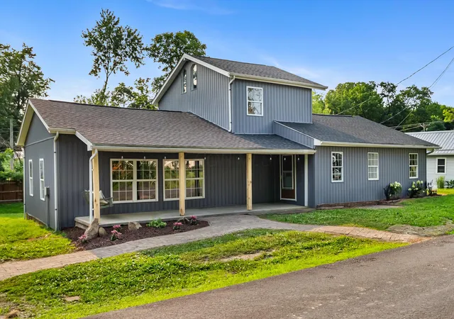1st image of 13325 Pine Rd Ne, Thornville, OH 43076 | MLS# 226026625