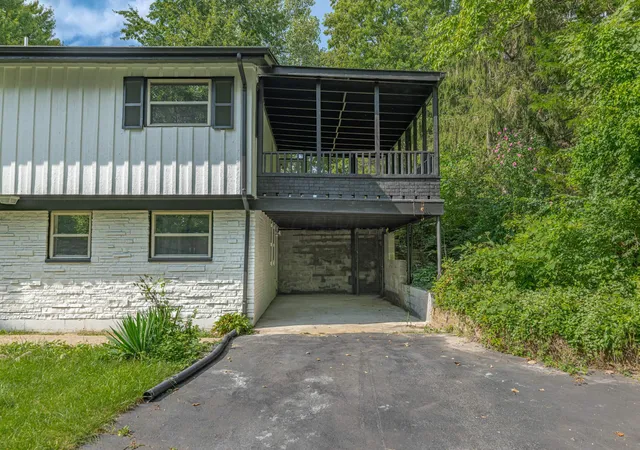 Photo 3 of Single family home for sale at 5125 Shiloh Springs Rd, Dayton, OH 45426 | MLS# 225044989 | Listing updated on 2026-08-18