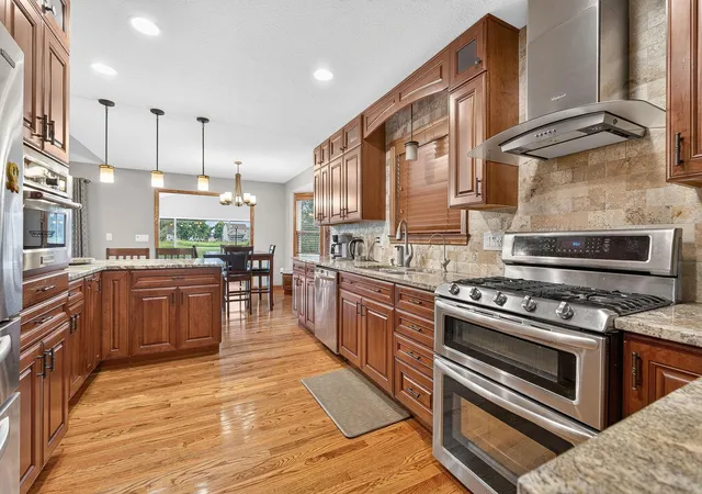 Photo 3 of Single family home for sale at 6655 Dietz Dr, Canal Winchester, OH 43110 | MLS# 226024829 | Listing updated on 2026-08-22