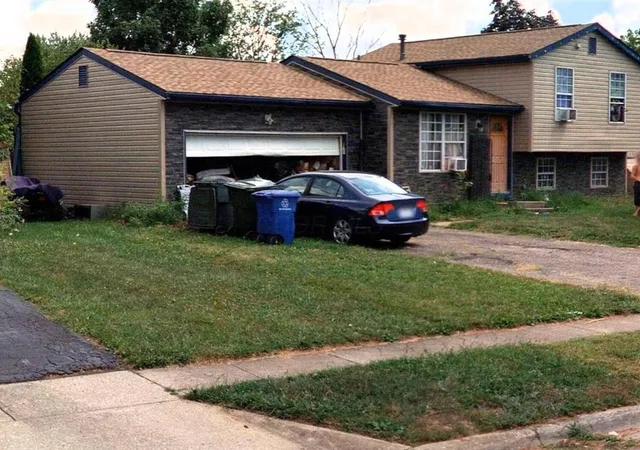 Photo 1 of Single family home for sale at 4848 Deephollow Dr, Columbus, OH 43228 | MLS# 225045393 | Listing updated on 2026-07-28
