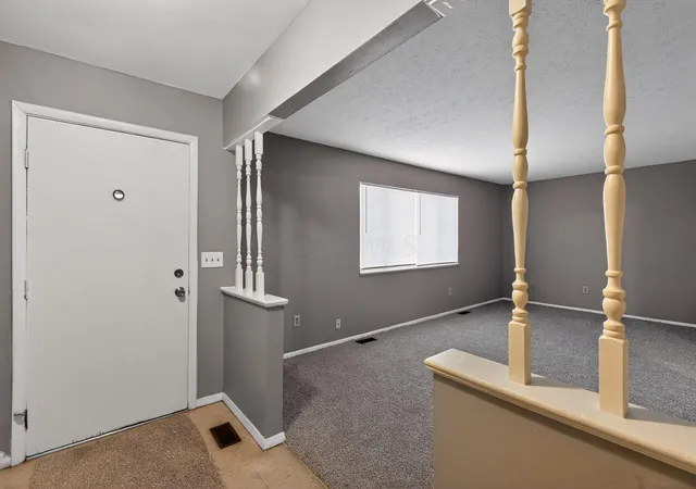 Photo 3 of Sale Pending at 204 Barcelona Ave, Westerville, OH 43081 | MLS# 226000763 | Listing updated on 2026-03-25