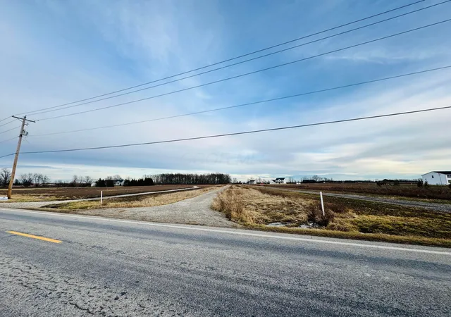 2nd image of 2112 Horseshoe Rd, Delaware, OH 43015 | MLS# 226000876