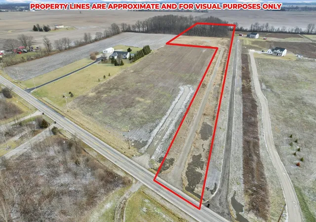 1st image of 2112 Horseshoe Rd, Delaware, OH 43015 | MLS# 226000876